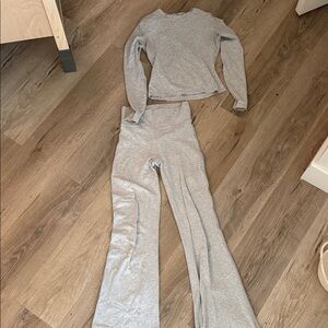 Light Gray Long Sleeve Crop Top - leggings set Women Lounge brand